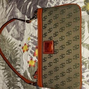 New Dooney & Bourke
